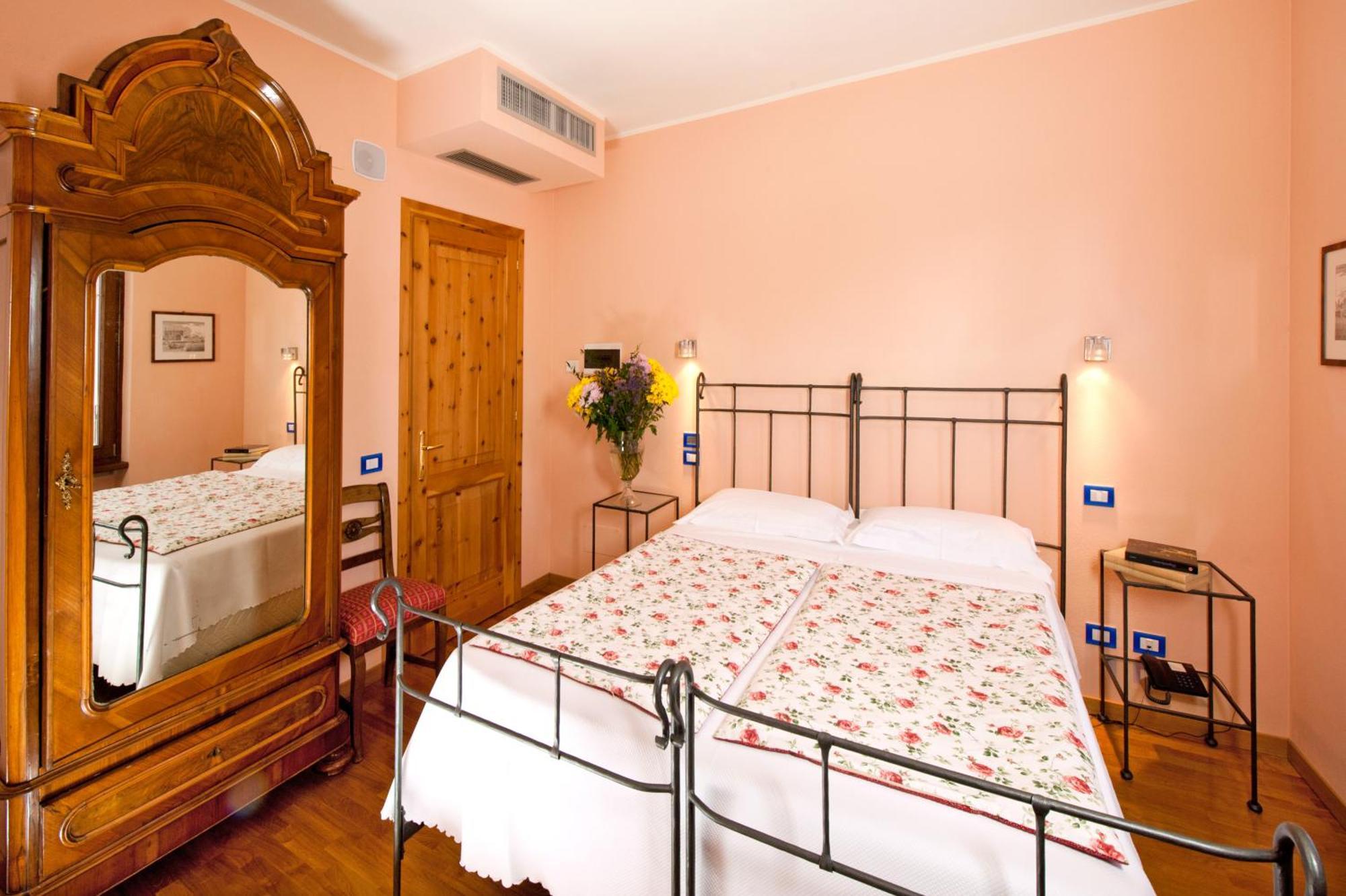 La Locanda Del Notaio Pellio Intelvi Zewnętrze zdjęcie